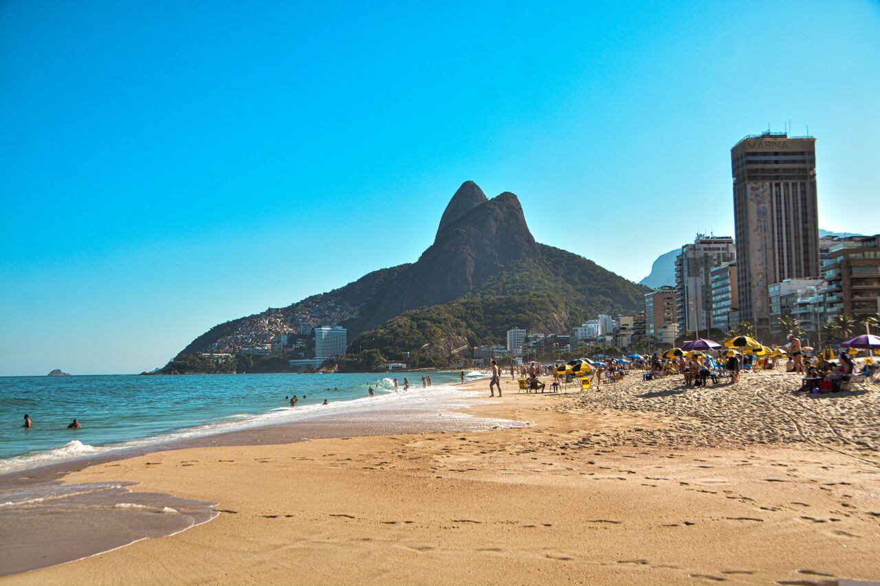 Praias brasileiras paradisíacas que merecem entrar no seu roteiro